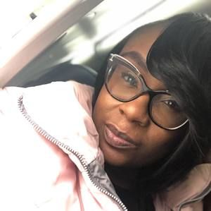 Meet your Posher, Becky